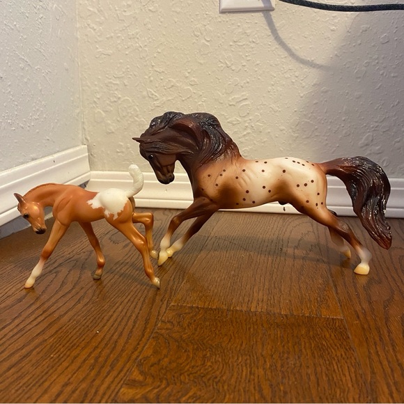 Breyer Horse Figurines - Brown and White - Picture 1 of 3